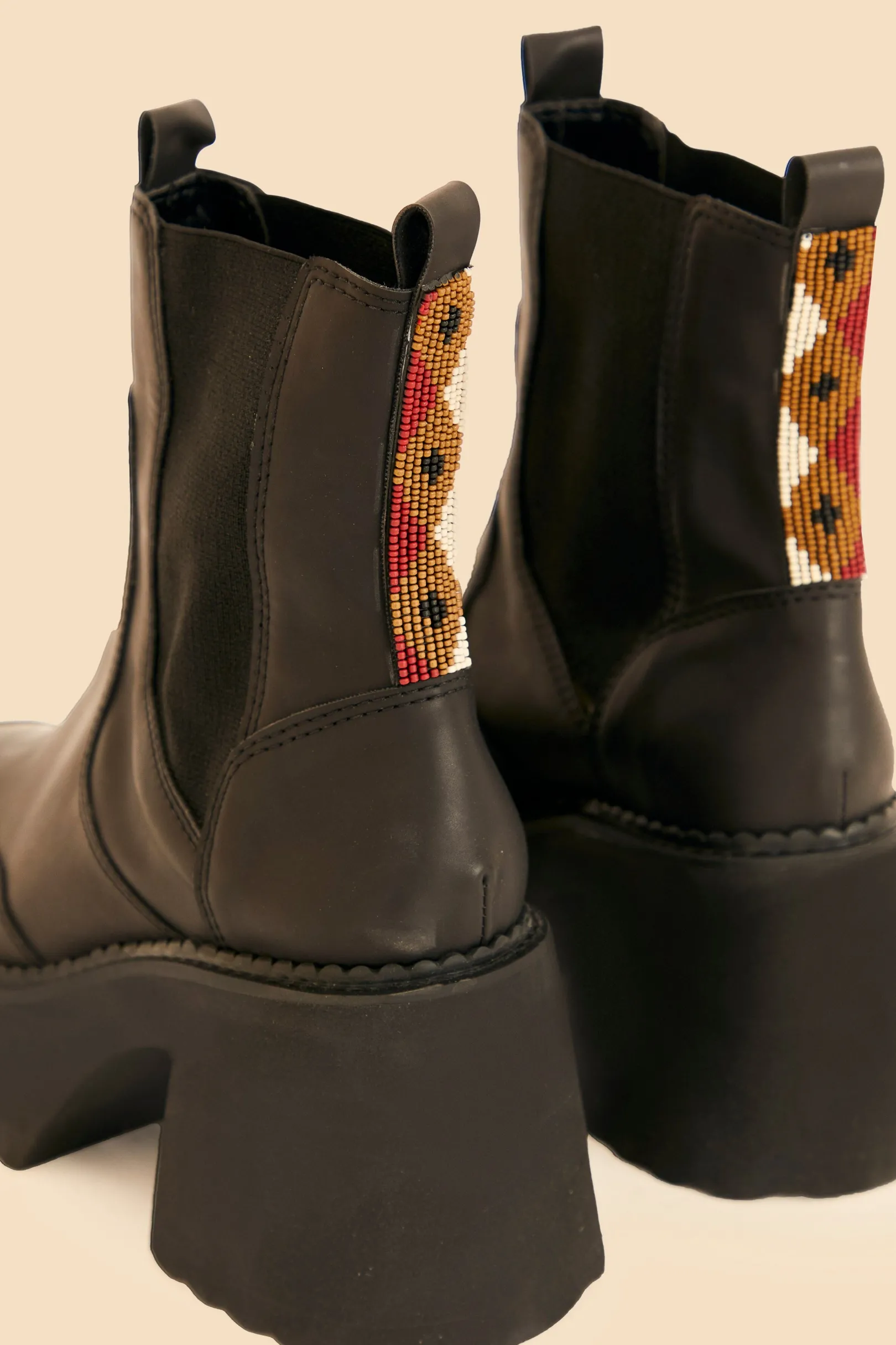 FARM Rio BLACK BLOCK HEEL CHELSEA BOOT Cheap