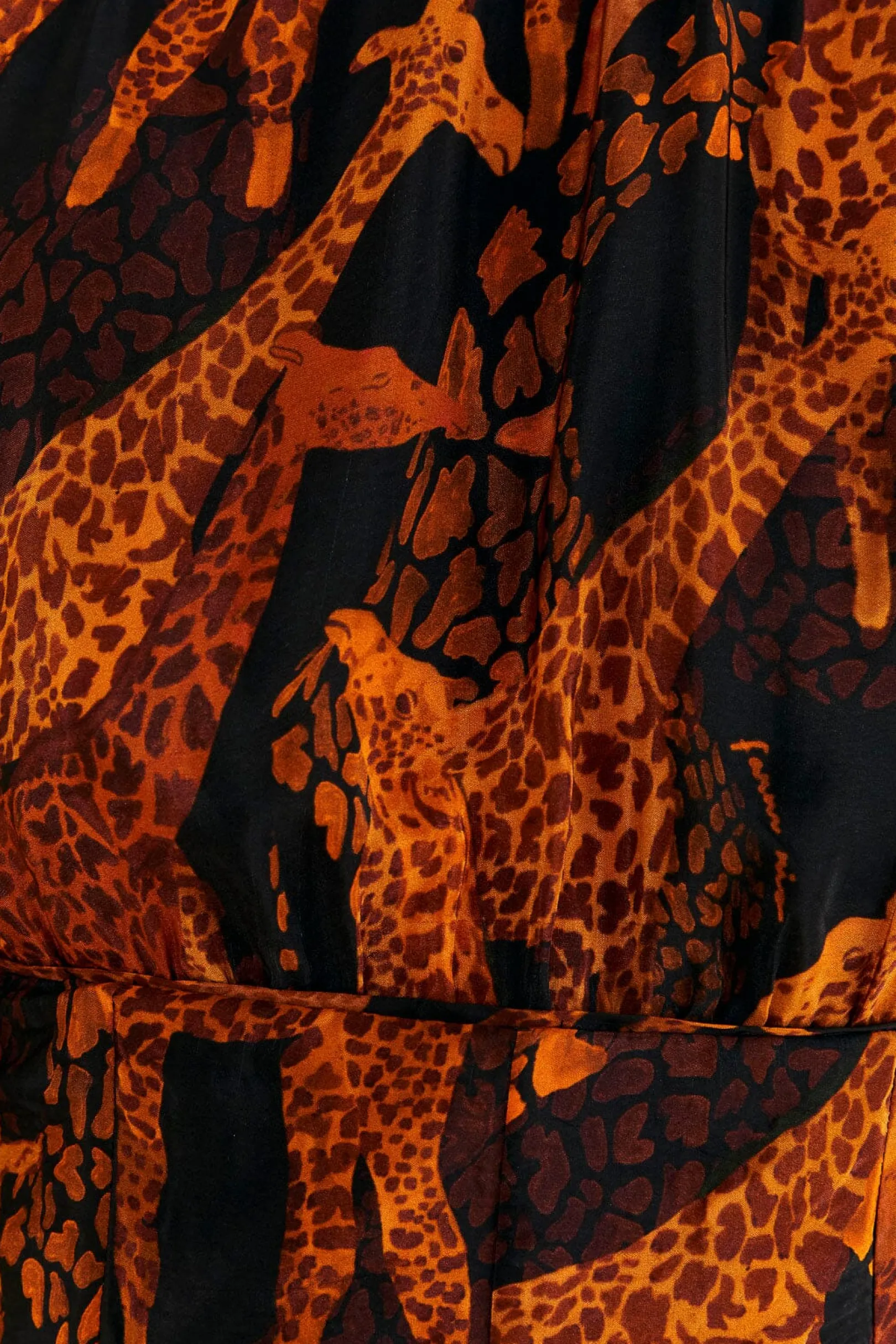FARM Rio BLACK GIRAFFES PUFF SLEEVE BLOUSE Hot