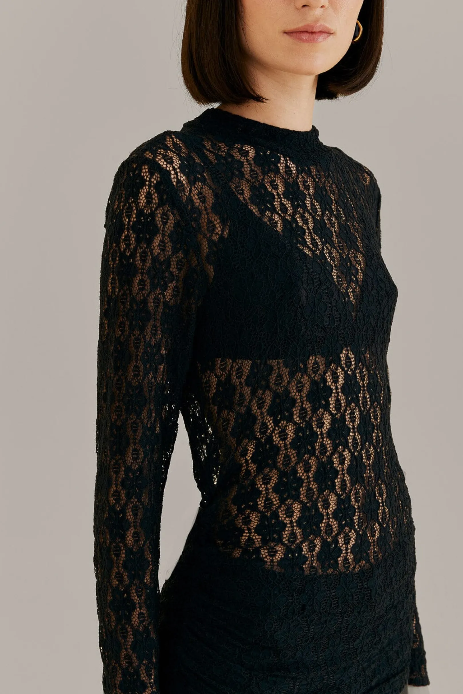 FARM Rio BLACK LACE LONG SLEEVE BLOUSE Clearance