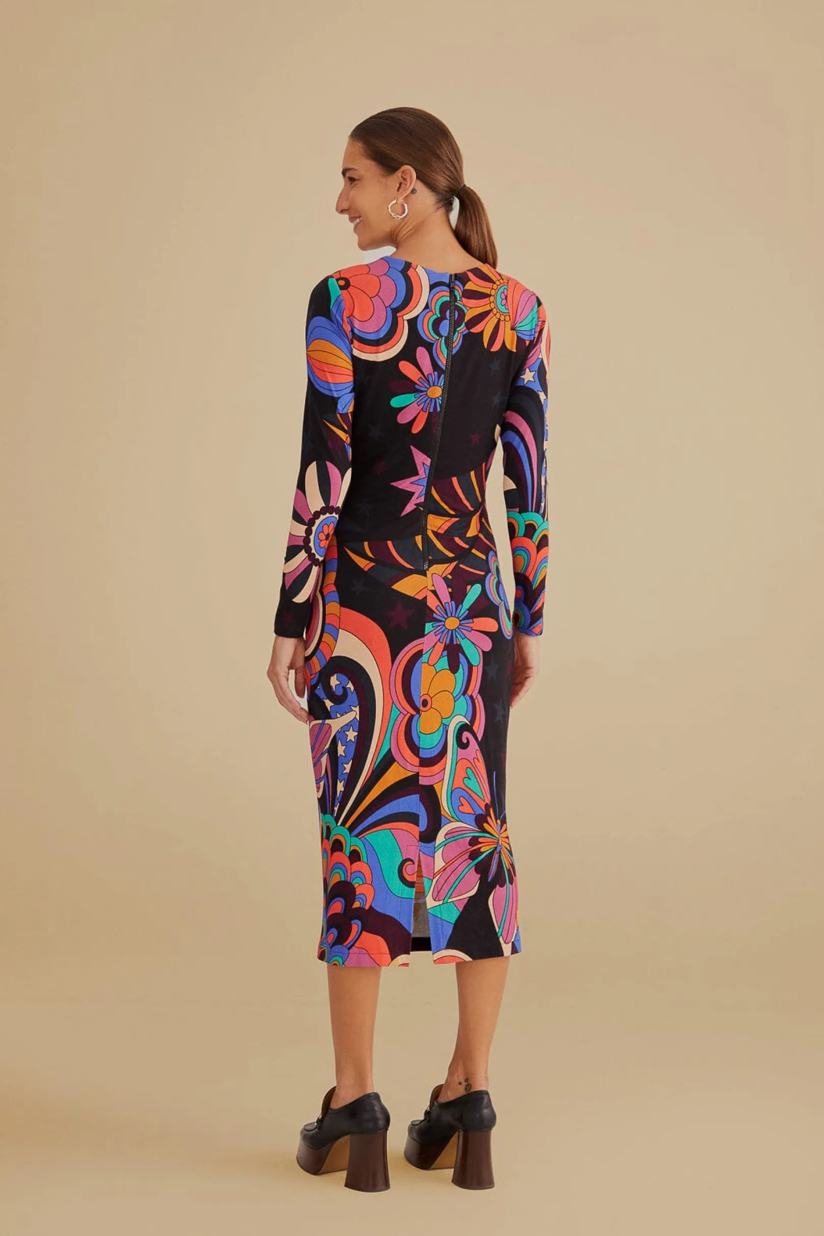 FARM Rio BLACK 70S VIBE LENZING™ ECOVERO™ VISCOSE MIDI DRESS Store