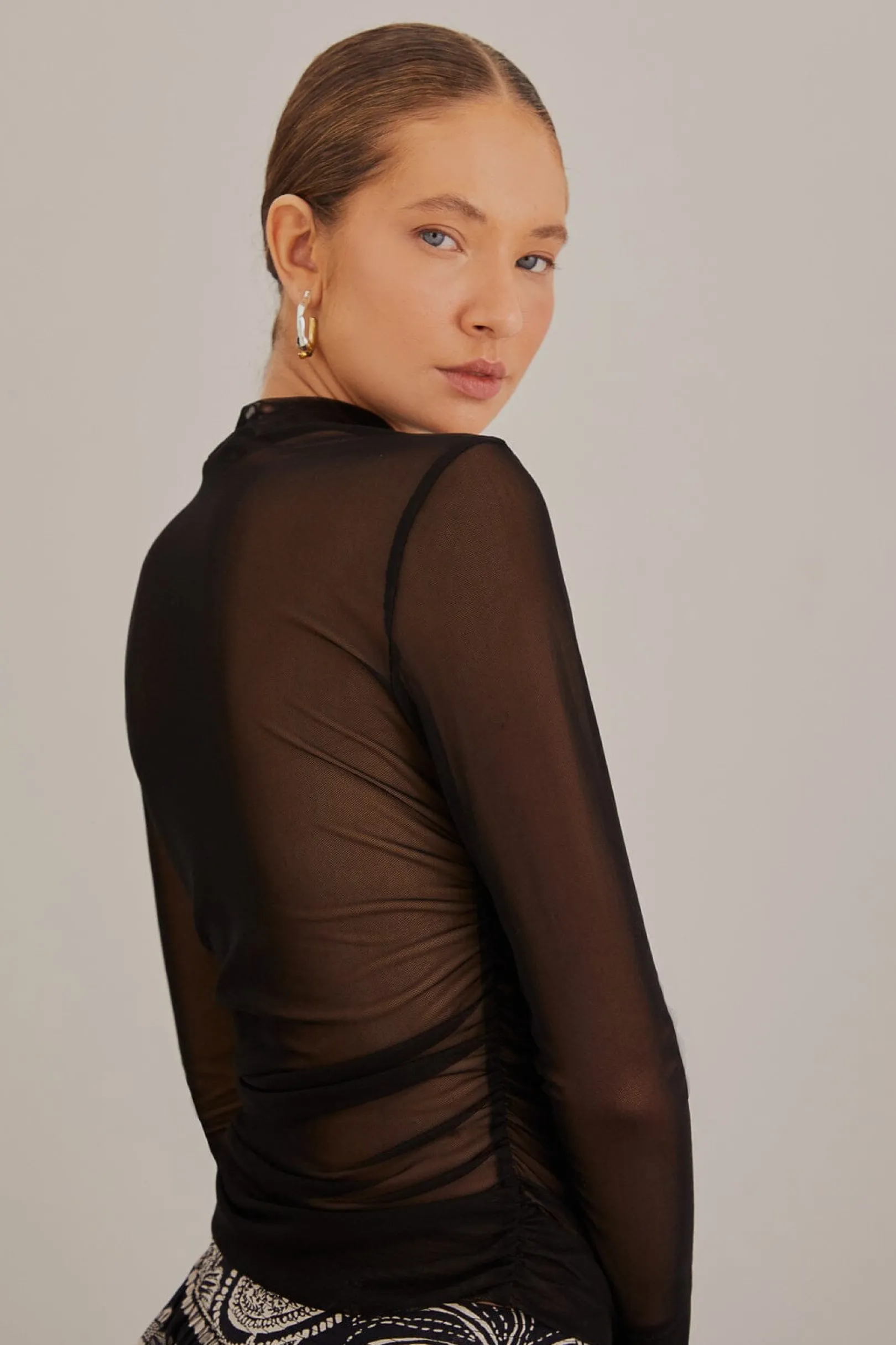 FARM Rio BLACK TULLE LONG SLEEVE BLOUSE Sale