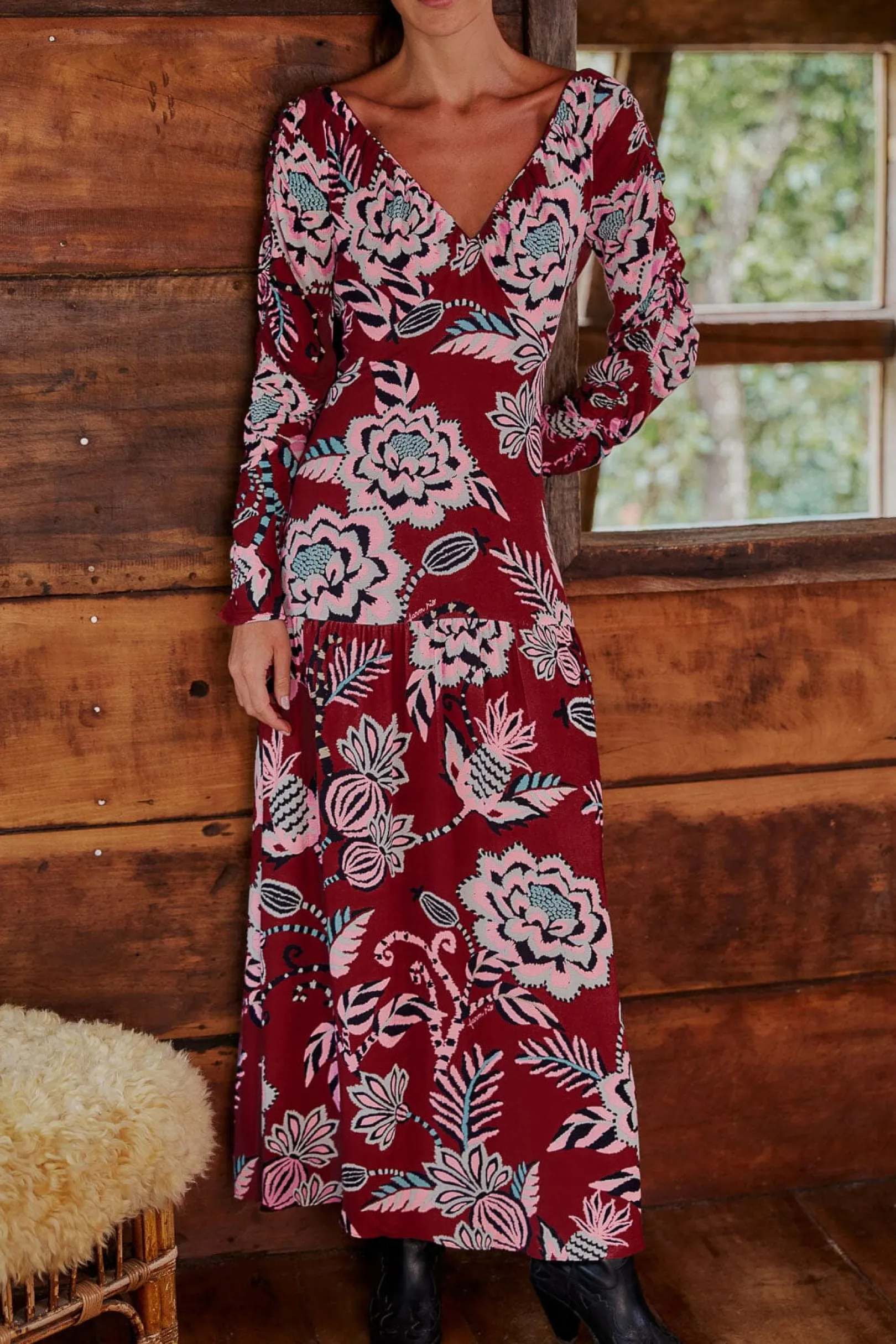 FARM Rio BURGUNDY PINEAPPLE INSPIRATION V NECK MAXI DRESS Clearance