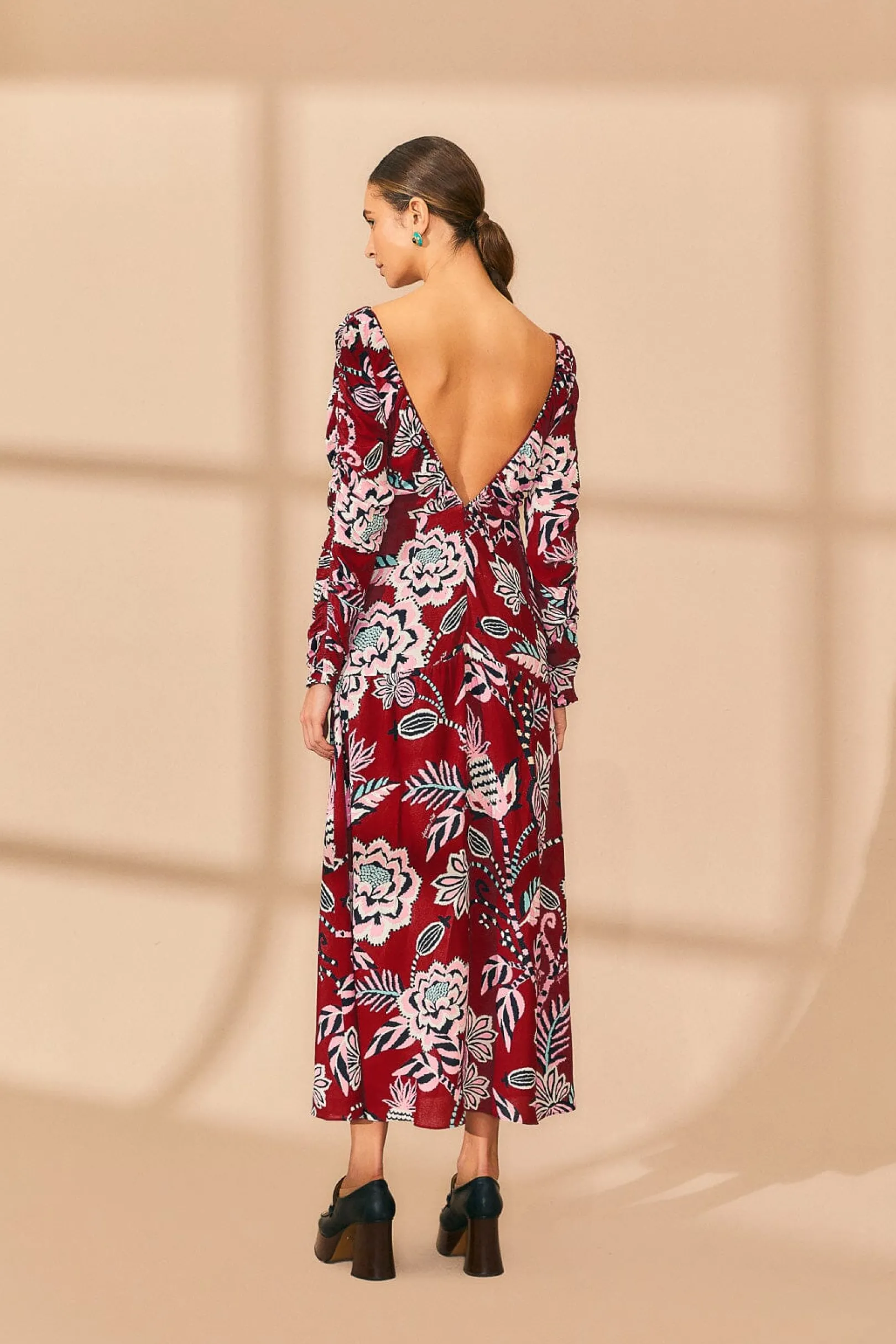 FARM Rio BURGUNDY PINEAPPLE INSPIRATION V NECK MAXI DRESS Clearance