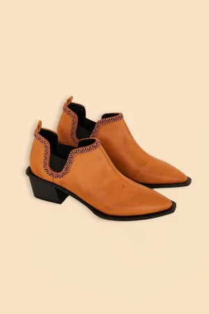 FARM Rio CARAMEL LOW CUT BOOT Best
