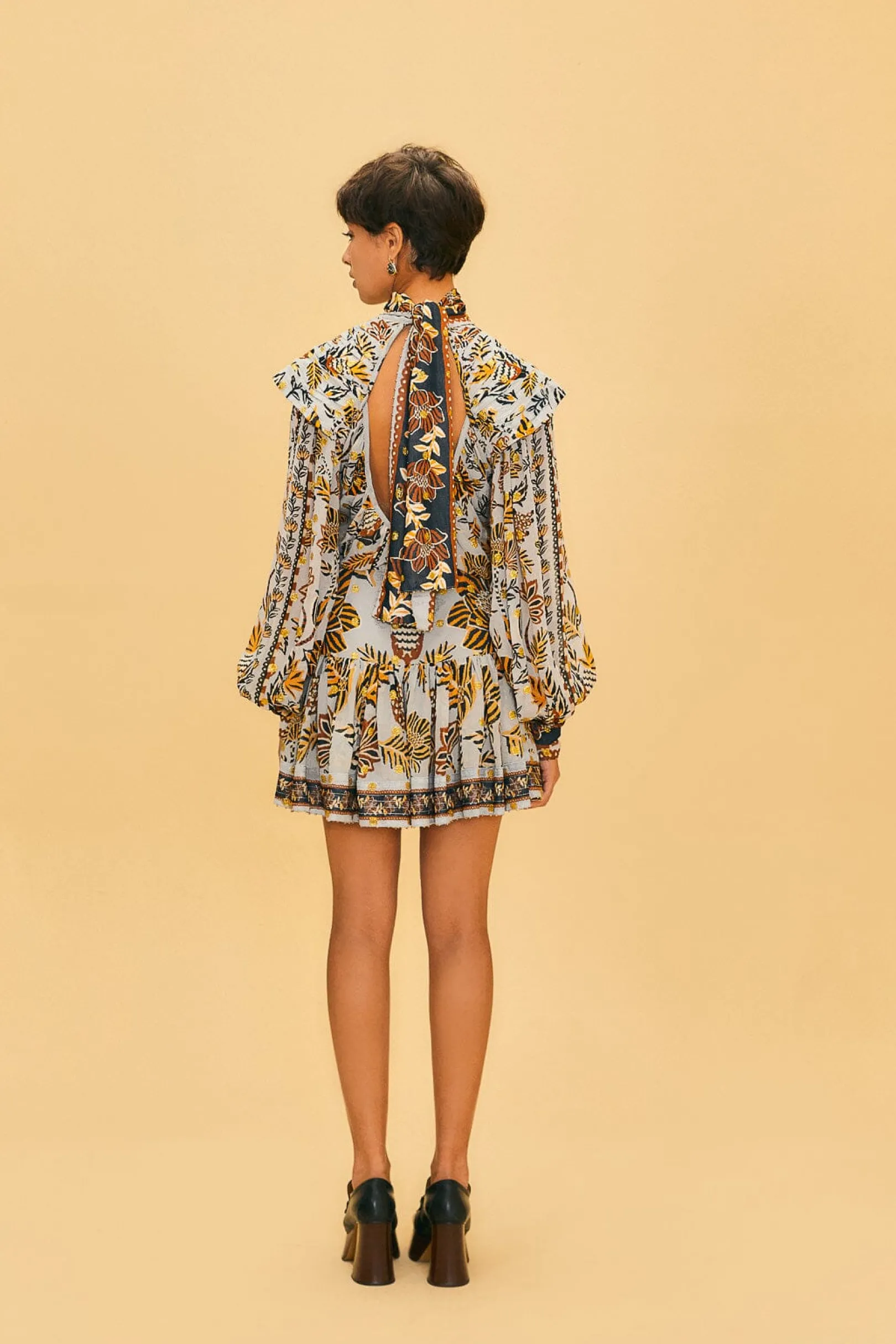 FARM Rio SILVER FLORAL TAPESTRY MINI SKIRT Cheap