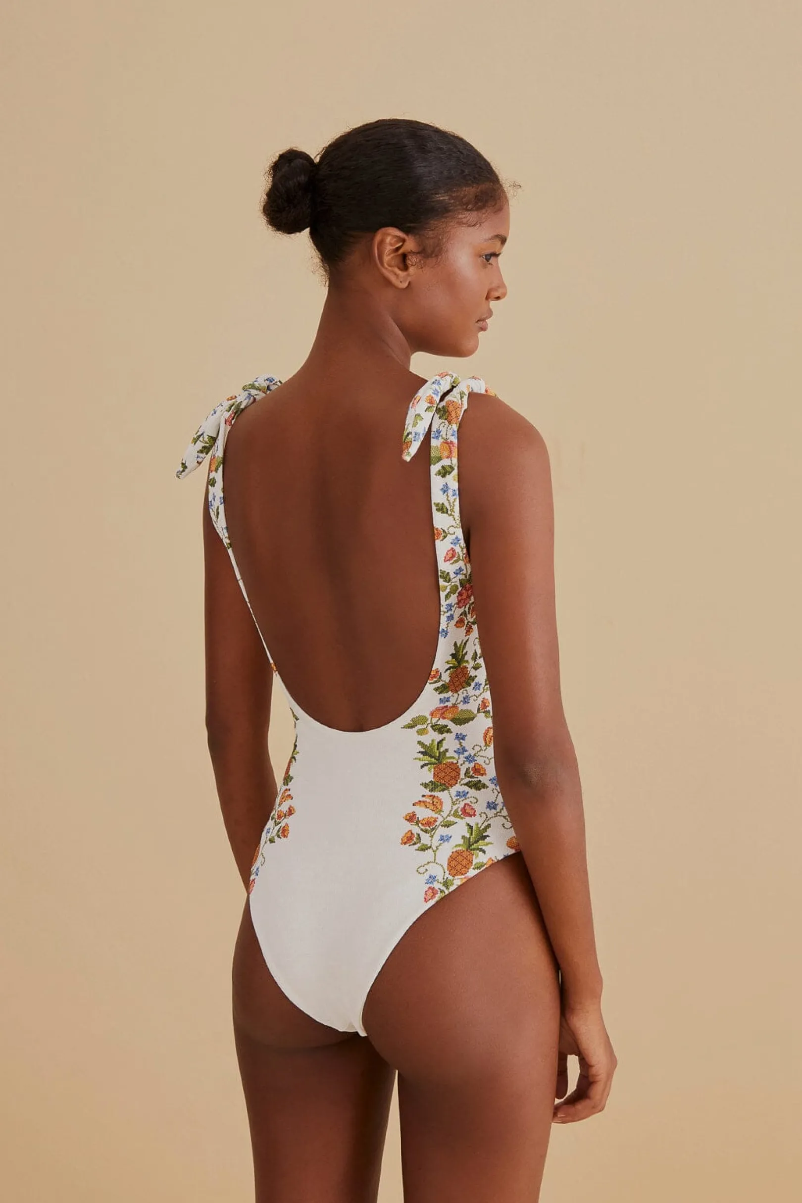 FARM Rio WHITE BANANA VITAMIN ONE PIECE SWIMSUIT Fashion